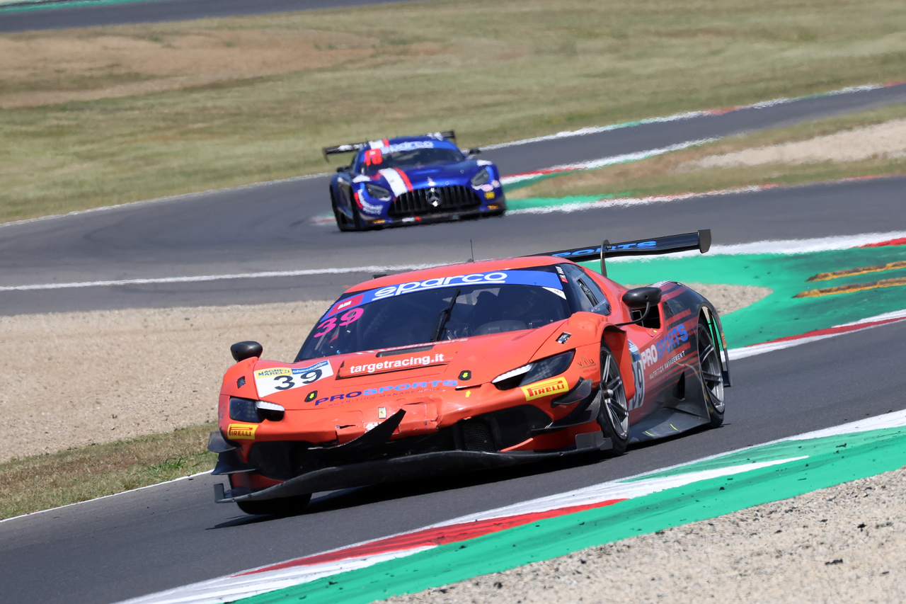 Target protagonista nel GT Italiano Sprint al Mugello, vince nella classe GT3 AM, podio nel GT Cup